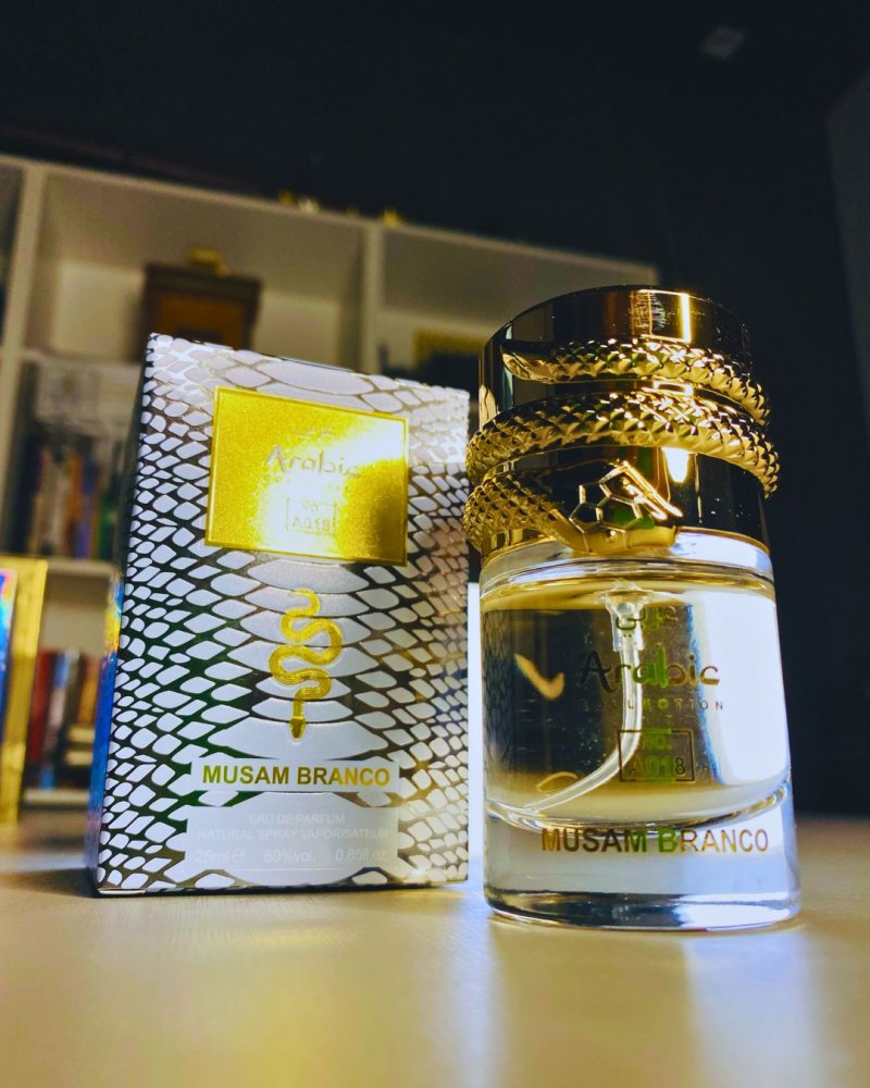 Nº A018 – Musam Branco | 25ml (Eau de Parfum) | Unissex