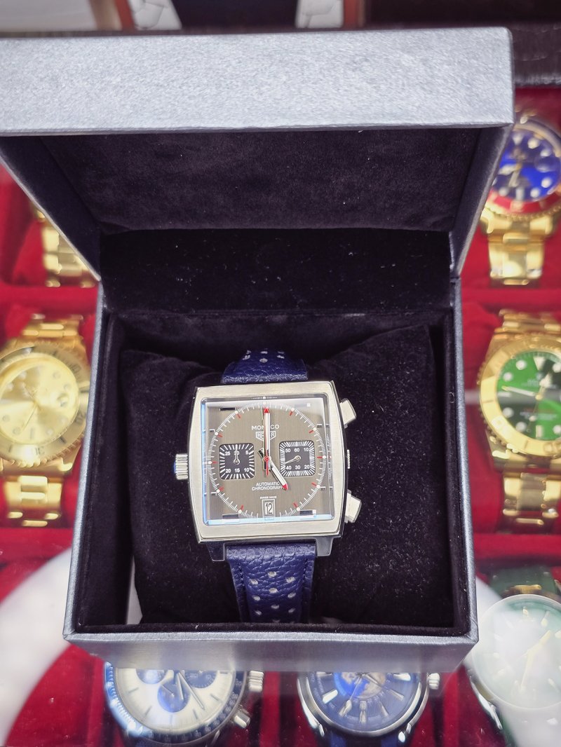 Tag Monaco Style – Cronógrafo Quadrado